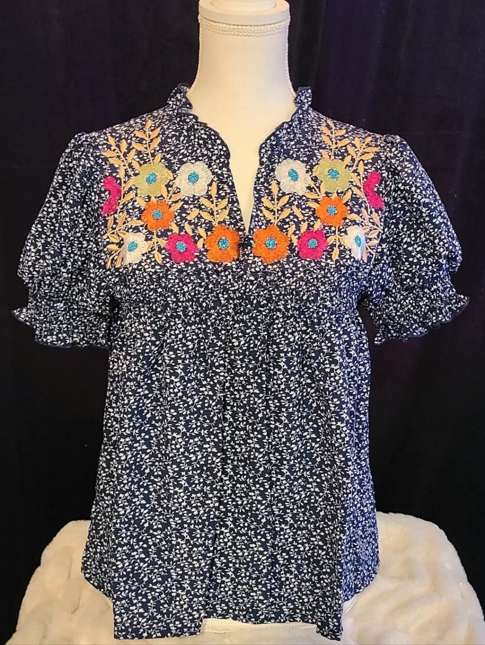 Elings Navy Floral Embroidered Short-Sleeve Peasant Blouse